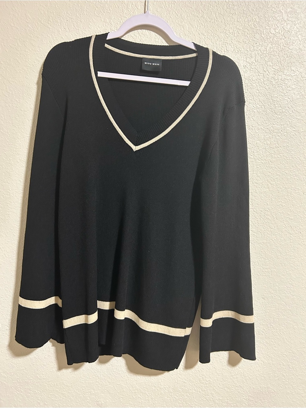 Vince Vince Black V-Neck Sweater with Cream Trim